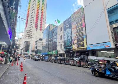 Commercial/Shophouse for Sale in Soi Ratchaprarop 1