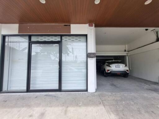 Commercial Building for Rent in Rama 3 - Narathiwas