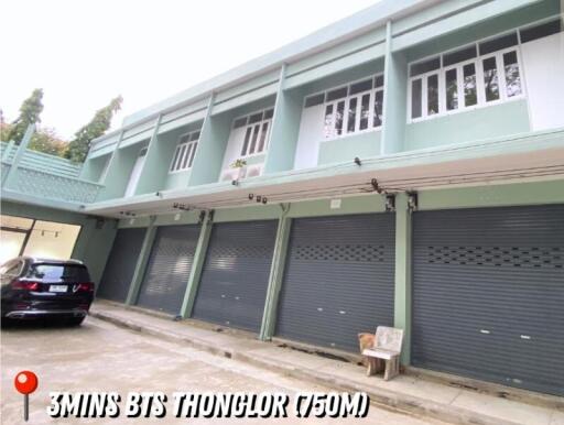 Commercial/Shophouse for Rent in Khlong Toei