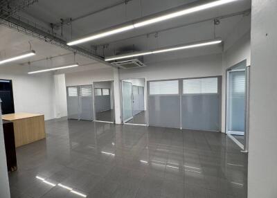 Commercial/Shophouse for Rent in Sukhumvit 22