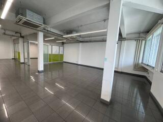 Commercial/Shophouse for Rent in Sukhumvit 22