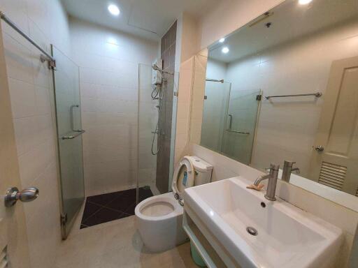 Condo for Rent, Sale at The Complete Narathiwas