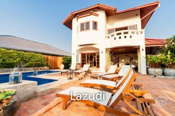 Grand 2 Storey 6 Bed Pool Villa in Hua Hin Town Centre