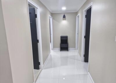 Condo for Rent at D.S.Tower 2