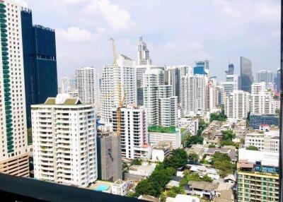 Condo for Rent at The Edge Sukhumvit 23