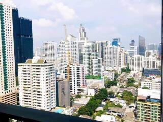 Condo for Rent at The Edge Sukhumvit 23