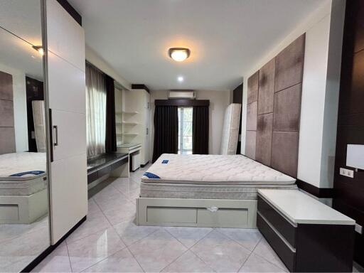 House for Rent in Ban Waen, Hang Dong