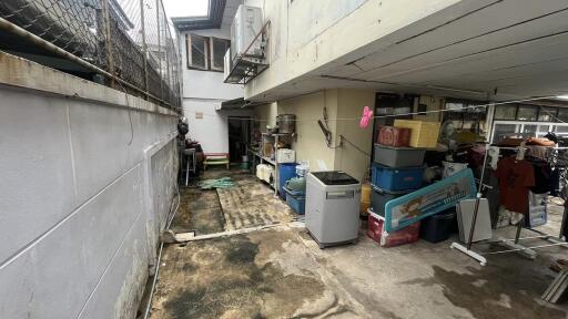 House for Sale in Phra Khanong.