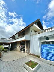 House for Sale in Sathon.