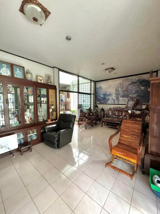 House for Sale in Sathon.