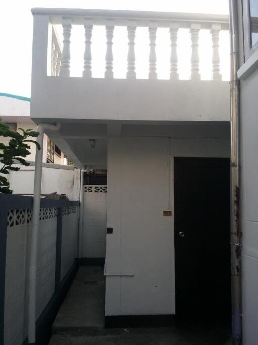 House for Sale in prakanong.