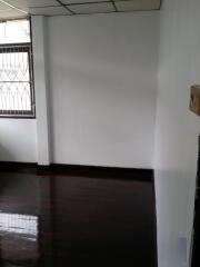 House for Sale in prakanong.