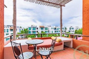 LAS TORTUGAS : 2 bed Beach front condo