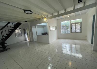 House for Rent at Yen Akart