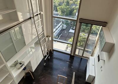 Condo for Rent at Ideo Morph 38