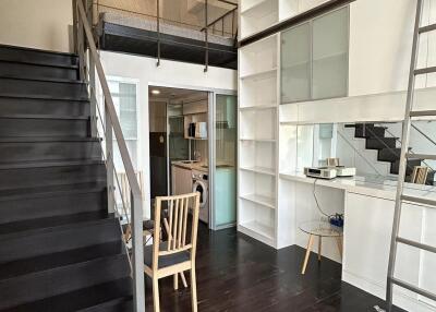 Condo for Rent at Ideo Morph 38