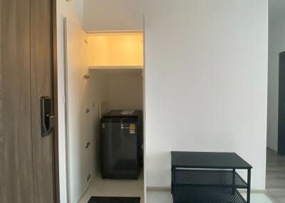 Condo for Rent at Ideo Mobi Sukhumvit 66