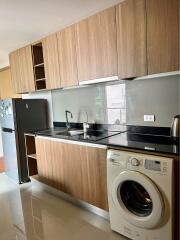 Condo for Rent at InterLux Premier Sukhumvit 13