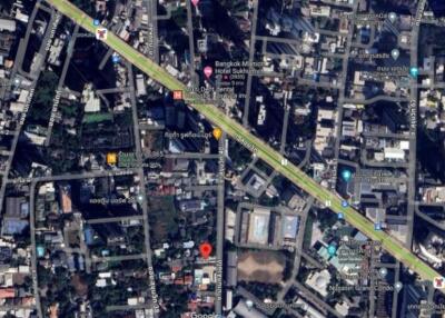 Land for Rent in Khlong Toei