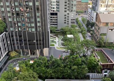 Condo for Sale at Life Asoke Hype