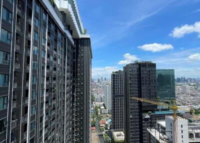 Condo for Rent at Life Asoke - Rama 9