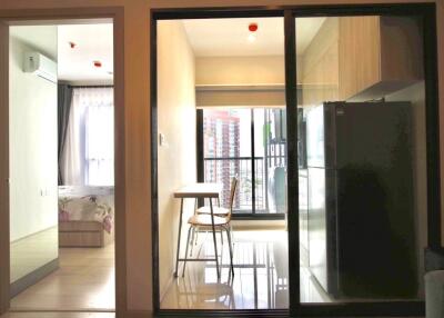 Condo for Rent at Life Sukhumvit 48