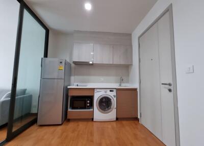 Condo for Rent at Life Sukhumvit 48