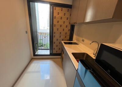 Condo for Sale at Life Asoke Hype