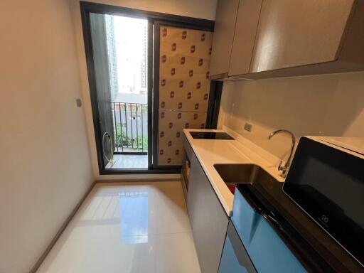 Condo for Sale at Life Asoke Hype