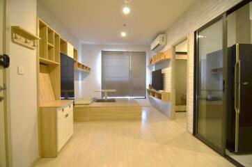 Condo for Rent at Life Sukhumvit 48