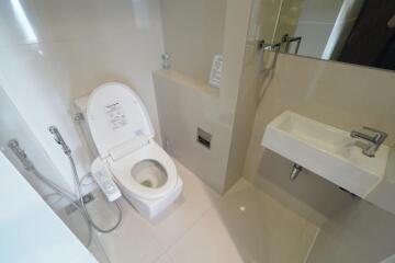 Modern bathroom with toilet and sink