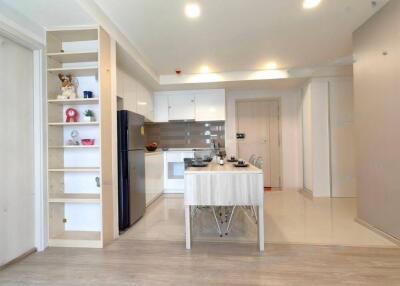 Modern kitchen with island and shelving