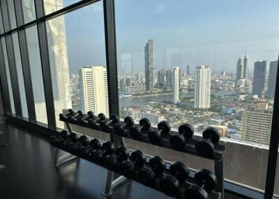 Gym with city view