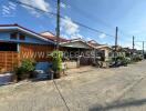 Street view of residential houses