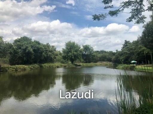 GREENFIELDS : Beautiful Lakefront 1 Rai Plot of Land on fishing lake, ideal for 1 or 2 Homes