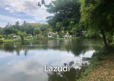 GREENFIELDS : Beautiful Lakefront 1 Rai Plot of Land on fishing lake, ideal for 1 or 2 Homes