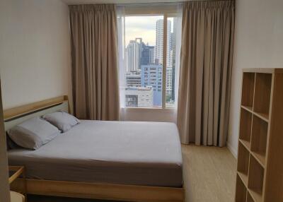 Bedroom with city view