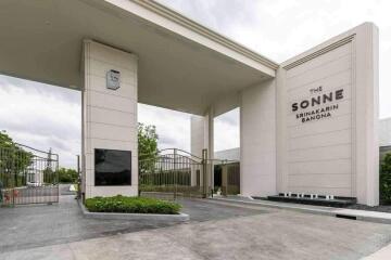 Entrance gate to The Sonne residential area in Srinakarin, Bangna