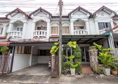 Four Bedroom Townhouse San Phi Suea