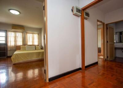 Four Bedroom Townhouse San Phi Suea