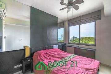 The condo for sale : high-rise condo in a prime location perfect for living or investment. /S-0891