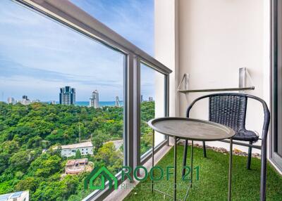 The condo for sale : high-rise condo in a prime location perfect for living or investment.