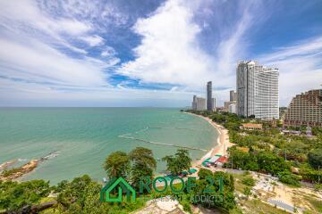 Luxury 2-Bedroom Condo with Panoramic Sea Views at Wong Amart Beach