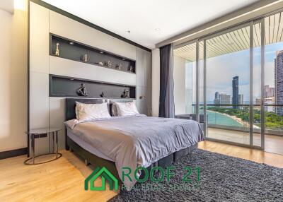 Luxury 2-Bedroom Condo with Panoramic Sea Views at Wong Amart Beach