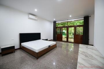 4 Bed House For Rent In Bang Saray - Ocean View