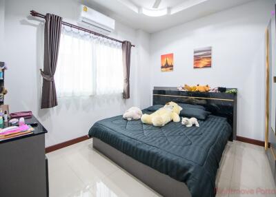 3 Bed House For Sale In East Pattaya - Not In A Village