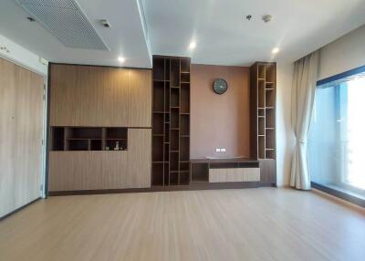 2-bedroom condo for sale at The Capital Ekamai-Thonglor