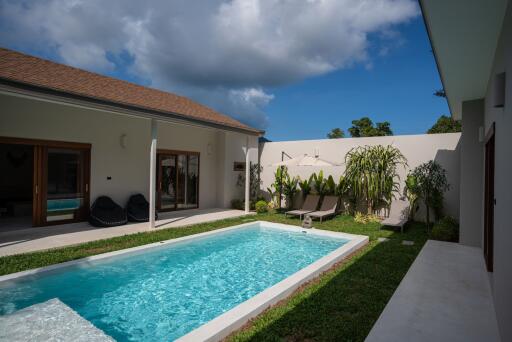 3 bedrooms pool villa for sale in Lamai