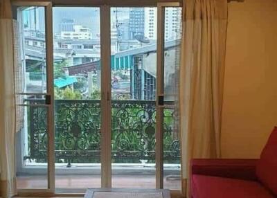 1 Bedroom For Sale in Brighton Place Condominium, Bang Kapi, Huai Khwang, Bangkok