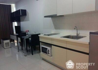 1-BR Condo at The President Condo Sukhumvit 81 near BTS On Nut